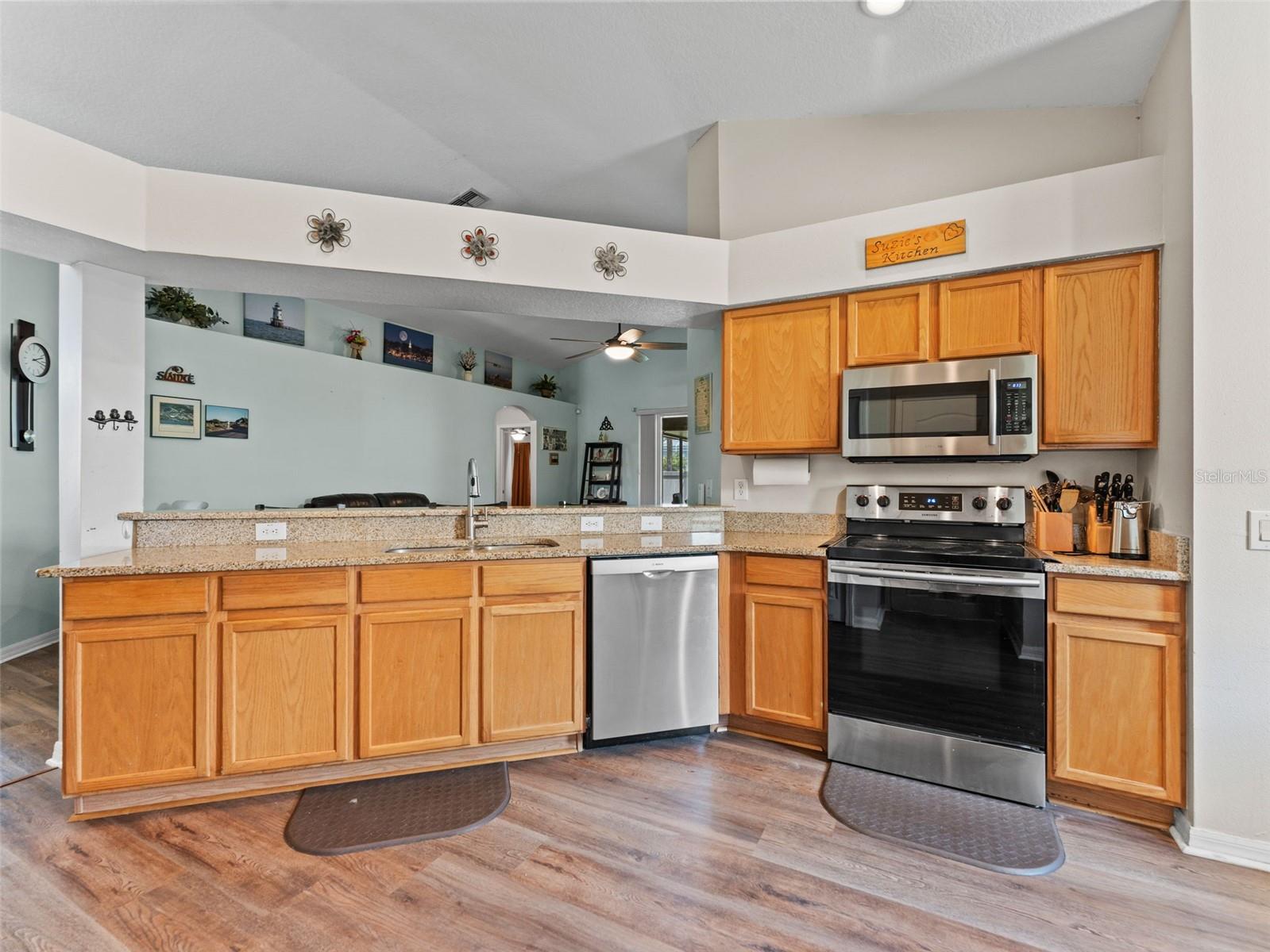 Image 6 of 25 For 5293 Ayrshire Drive