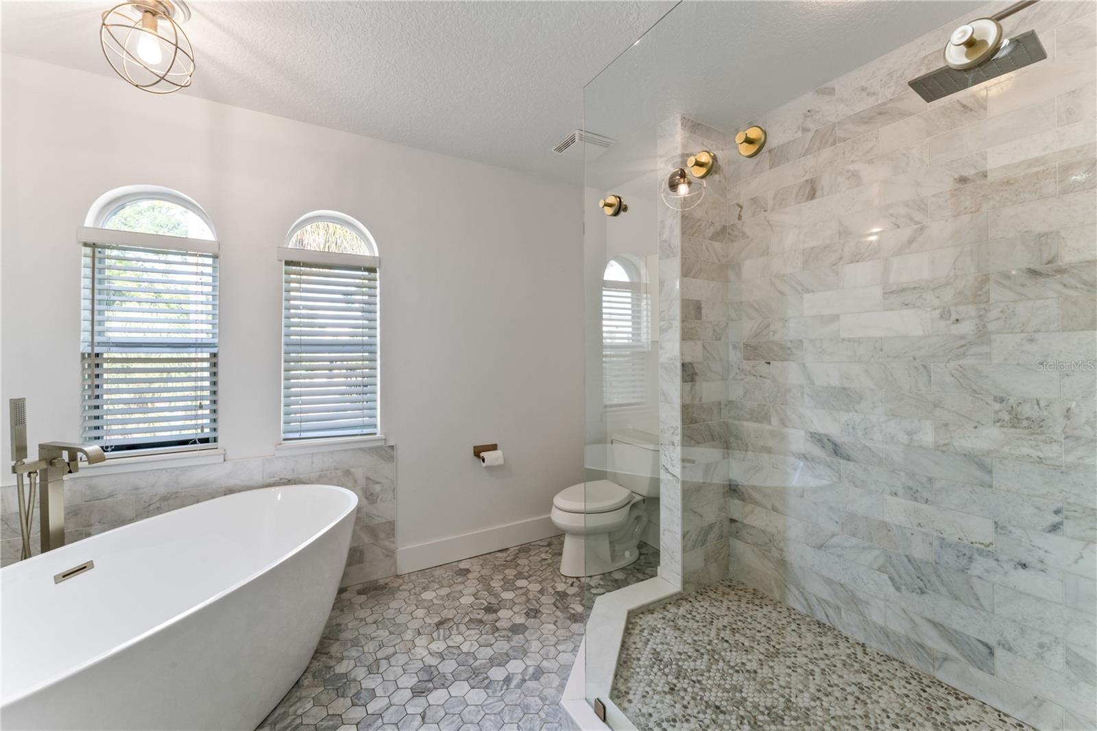 Image 32 of 34 For 407 Westland Avenue 4