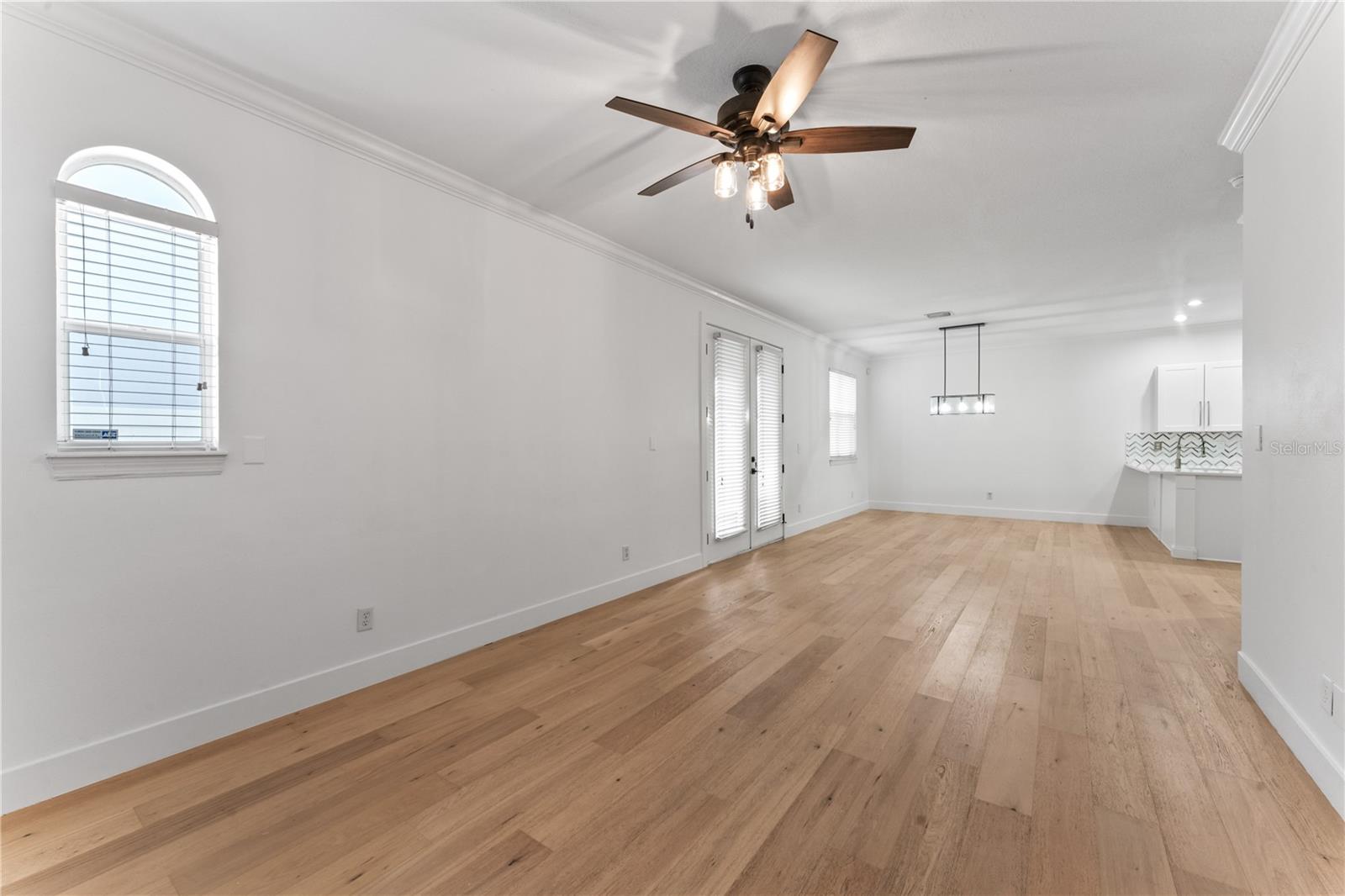 Image 9 of 34 For 407 Westland Avenue 4