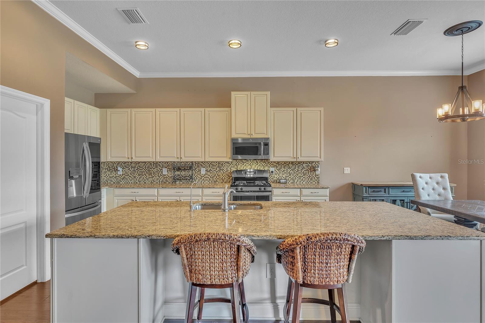 Image 13 of 69 For 11330 Lake Lucaya Drive