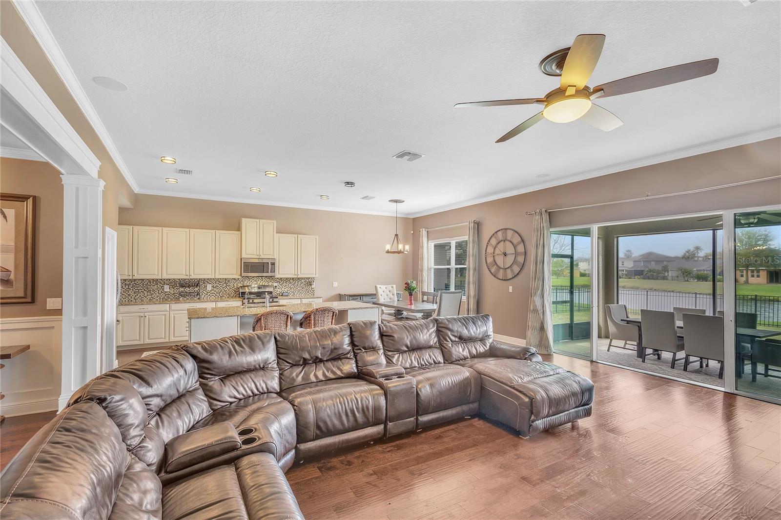 Image 16 of 69 For 11330 Lake Lucaya Drive