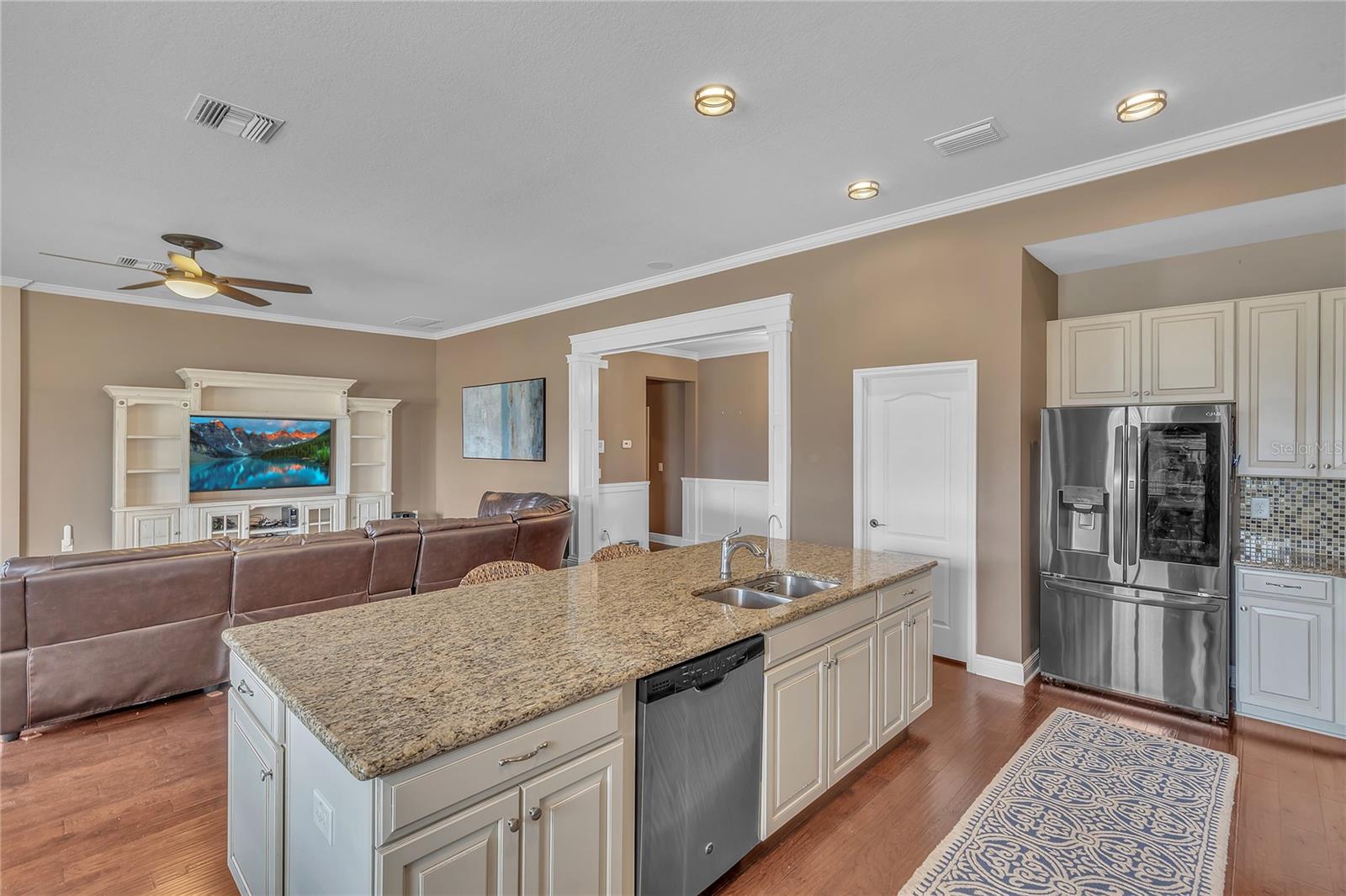 Image 3 of 69 For 11330 Lake Lucaya Drive