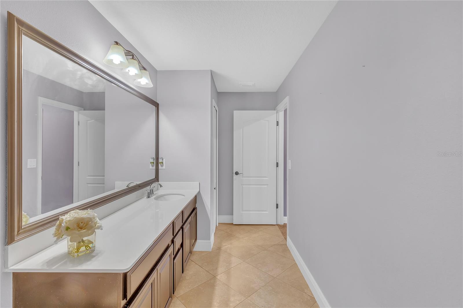 Image 32 of 69 For 11330 Lake Lucaya Drive