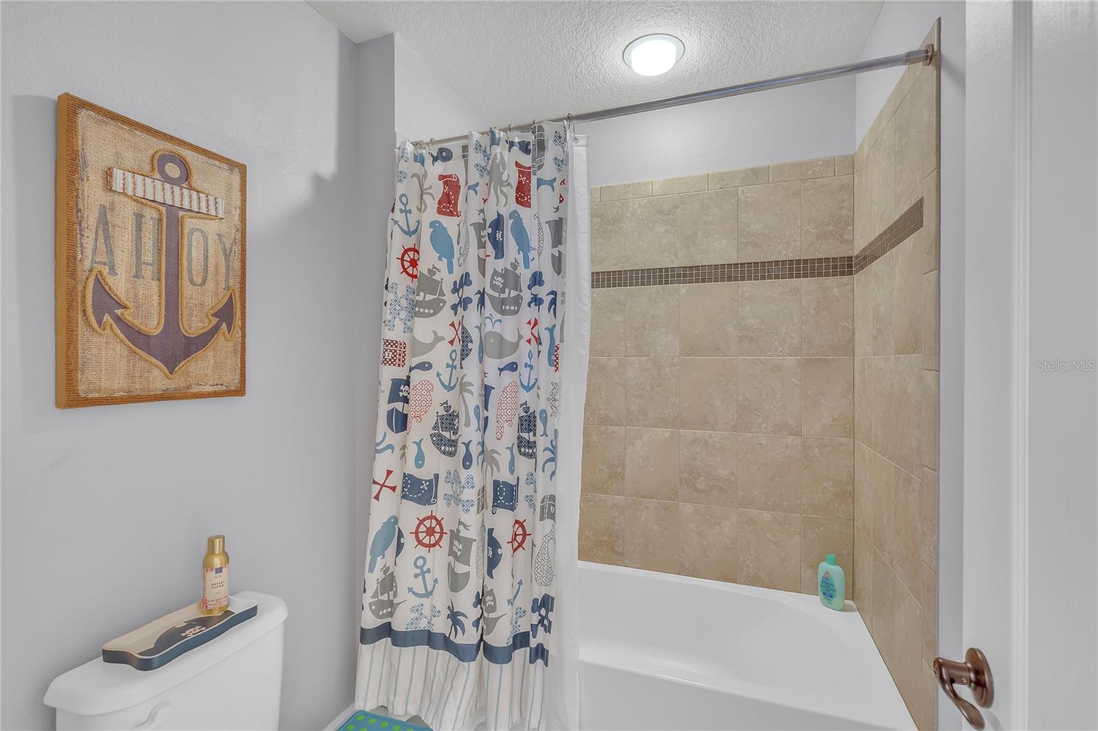 Image 37 of 69 For 11330 Lake Lucaya Drive