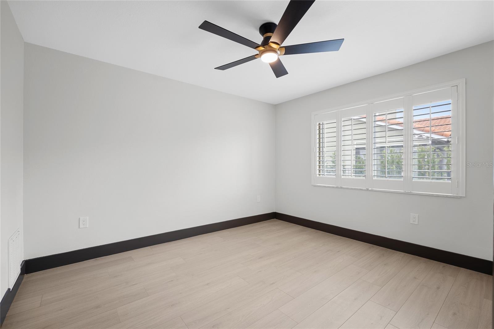 Image 48 of 66 For 5809 Cruiser Way