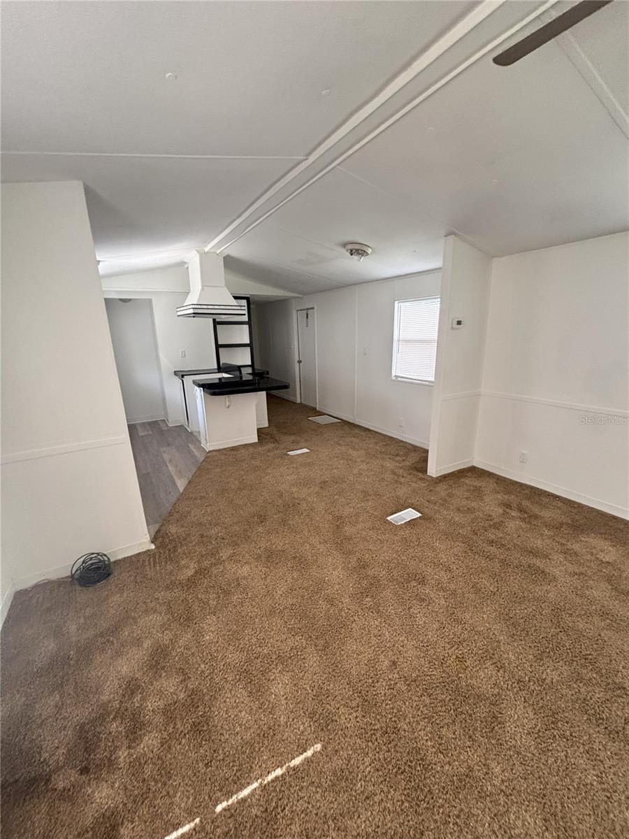 Image 13 of 16 For 38714 Calvin Avenue
