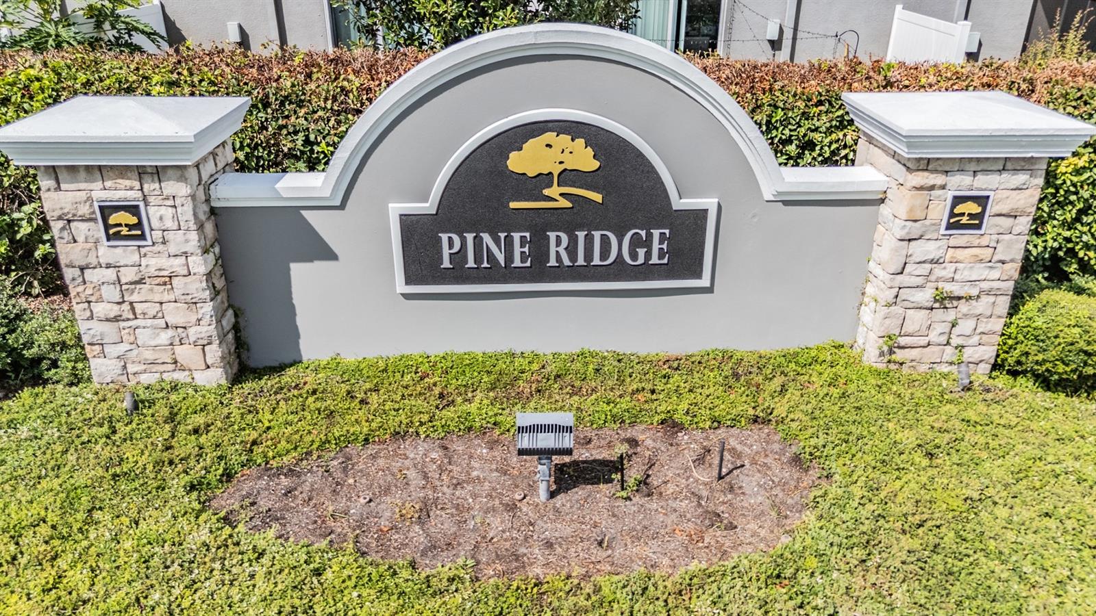 Image 10 of 41 For 6650 Holly Heath Drive