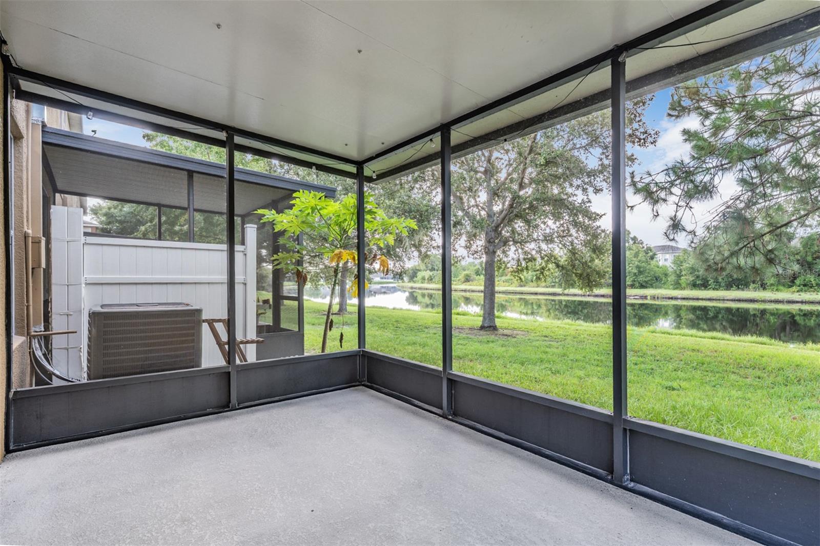 Image 34 of 41 For 6650 Holly Heath Drive