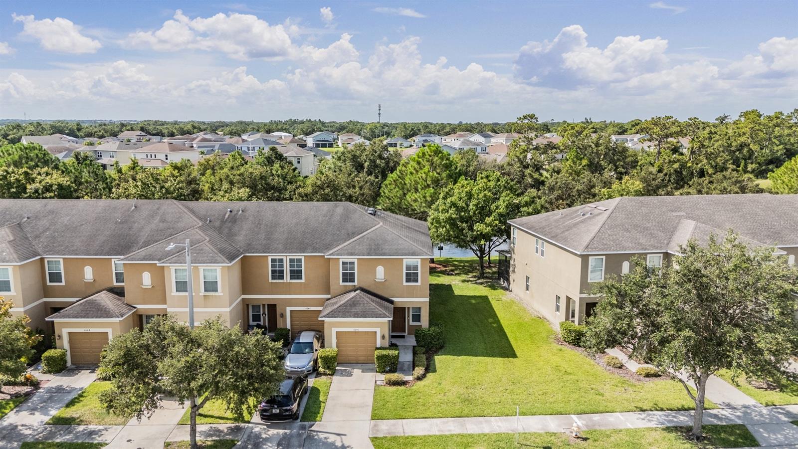 Image 4 of 41 For 6650 Holly Heath Drive