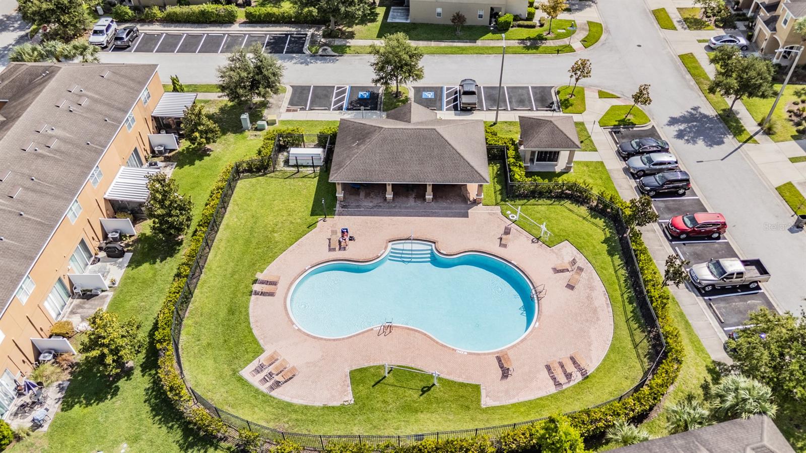 Image 8 of 41 For 6650 Holly Heath Drive