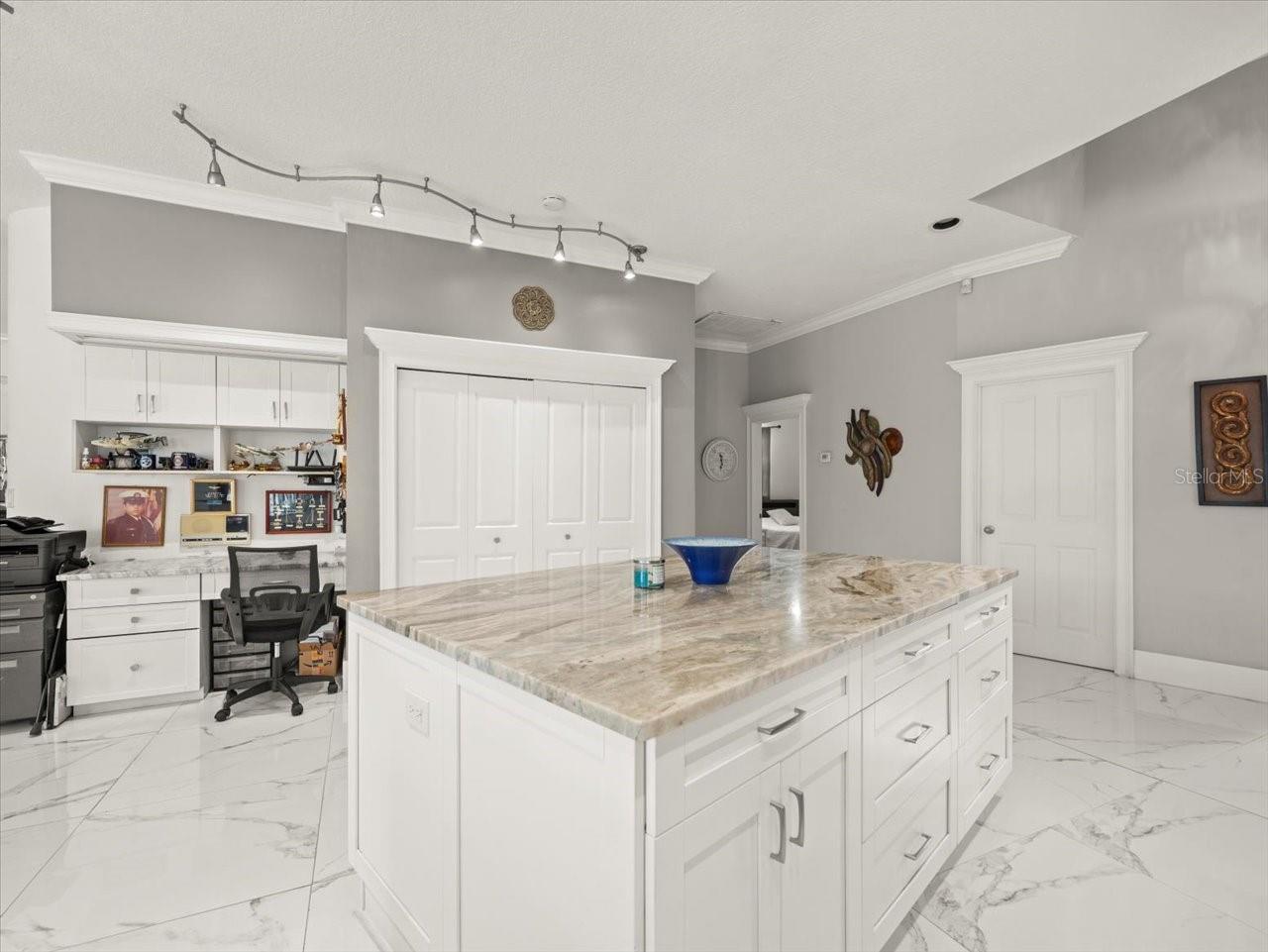 Image 20 of 51 For 12905 Cinnimon Place