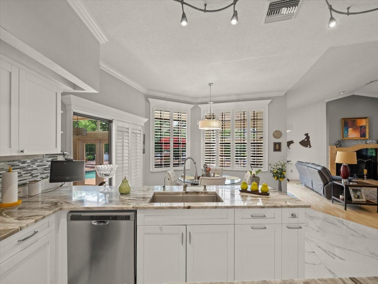 Image 21 of 51 For 12905 Cinnimon Place