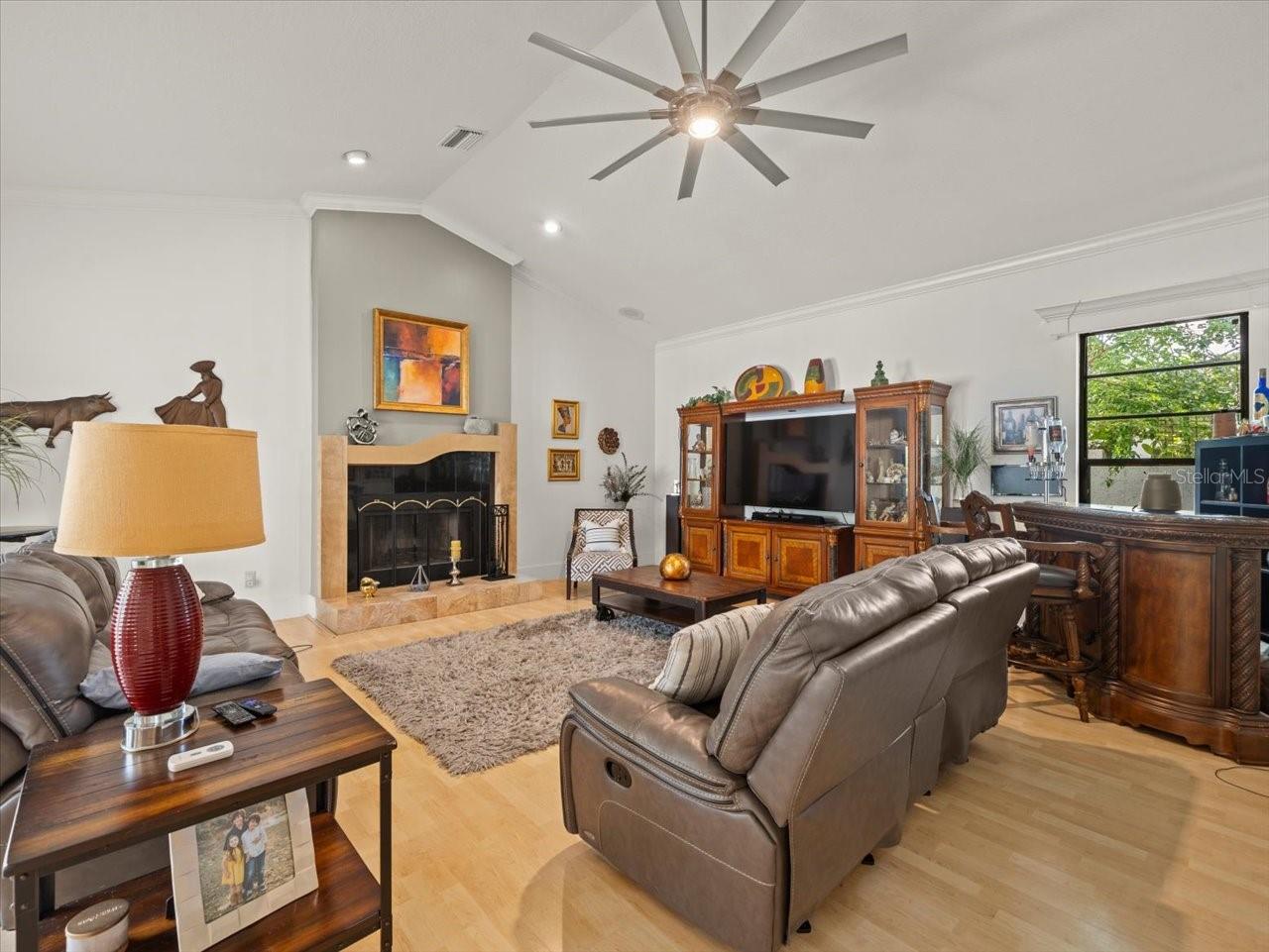 Image 22 of 51 For 12905 Cinnimon Place