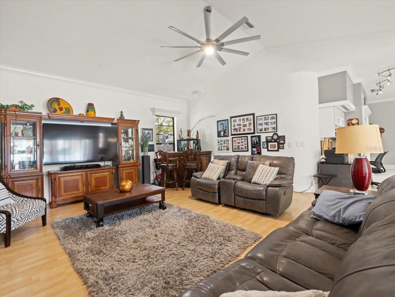 Image 23 of 51 For 12905 Cinnimon Place