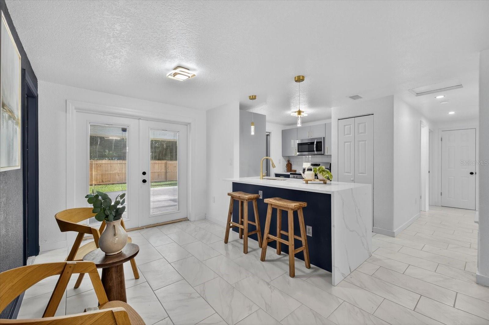 Image 8 of 31 For 2813 Candlewood Street
