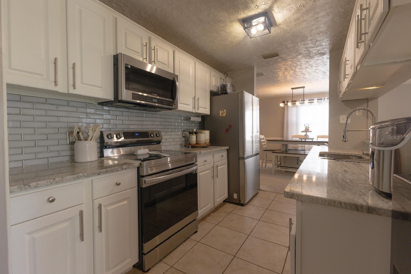 Image 4 of 25 For 7619 Humboldt Avenue