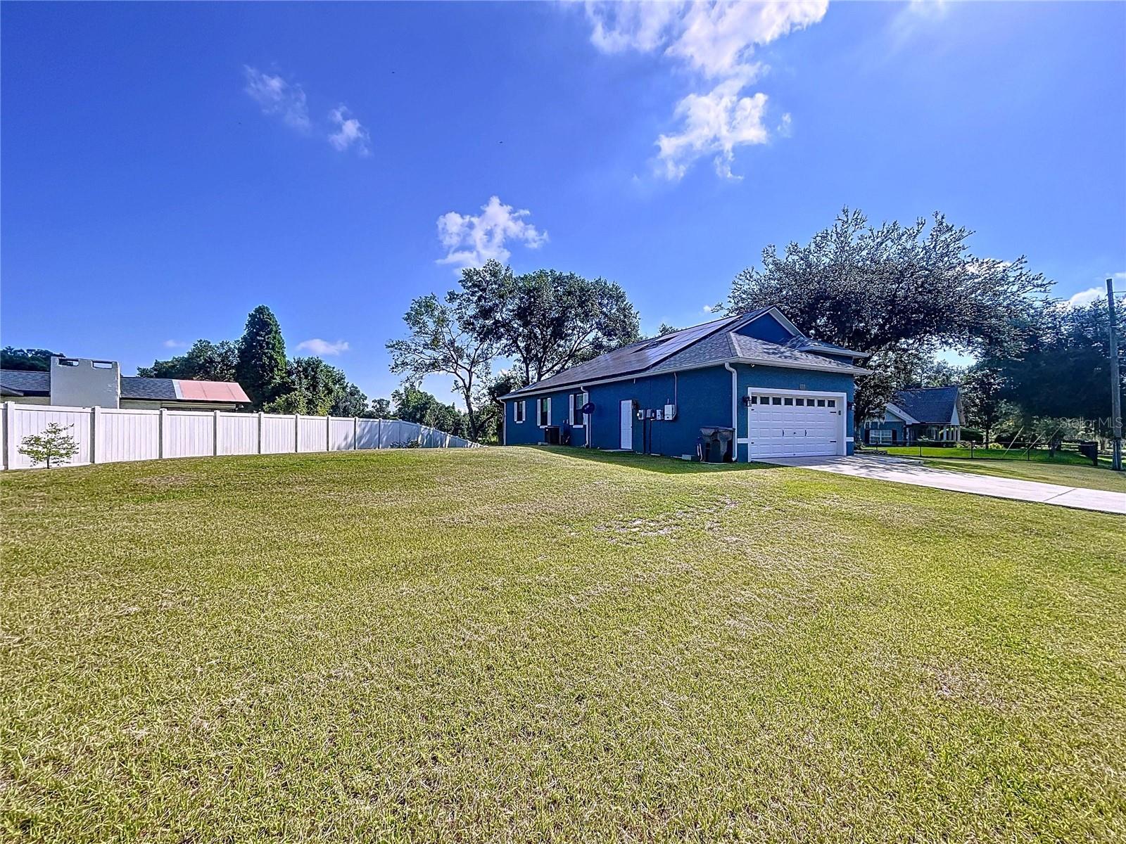 Image 10 of 41 For 4285 Meadowood Drive