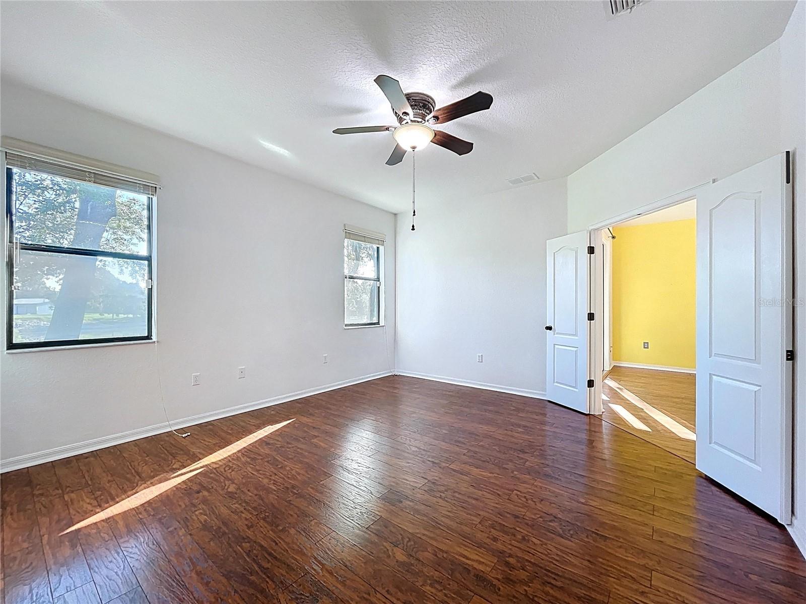 Image 13 of 41 For 4285 Meadowood Drive