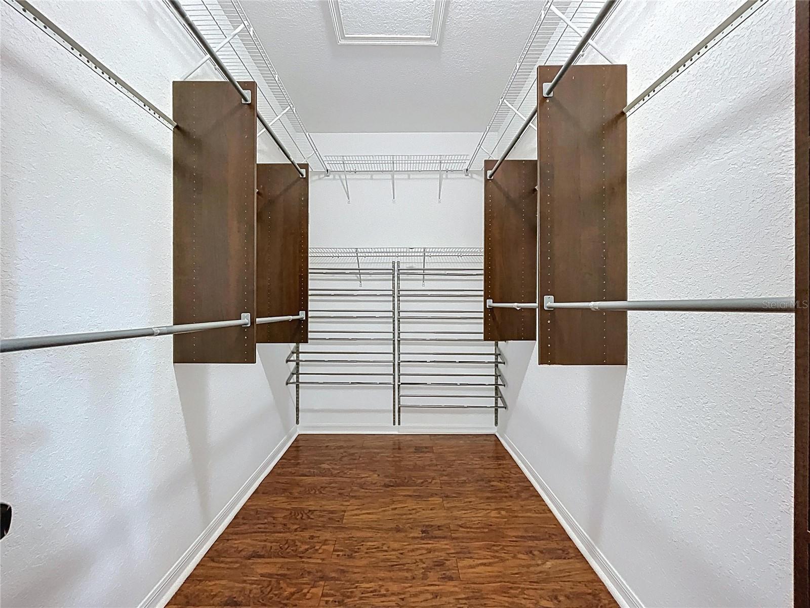 Image 16 of 41 For 4285 Meadowood Drive