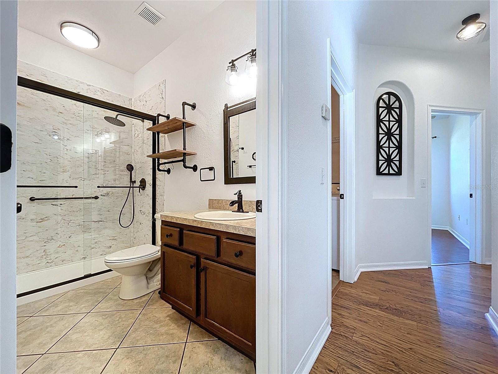 Image 25 of 41 For 4285 Meadowood Drive