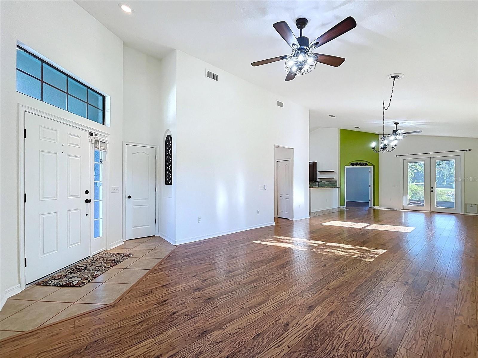 Image 35 of 41 For 4285 Meadowood Drive