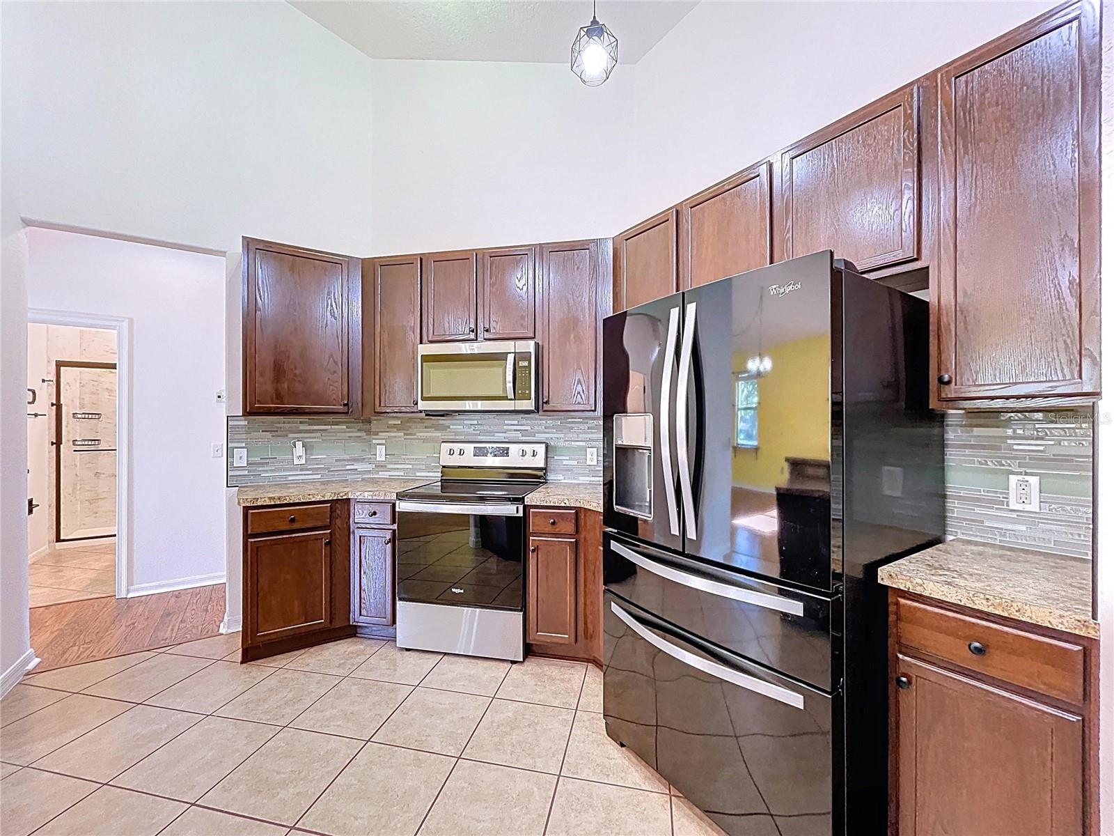 Image 5 of 41 For 4285 Meadowood Drive
