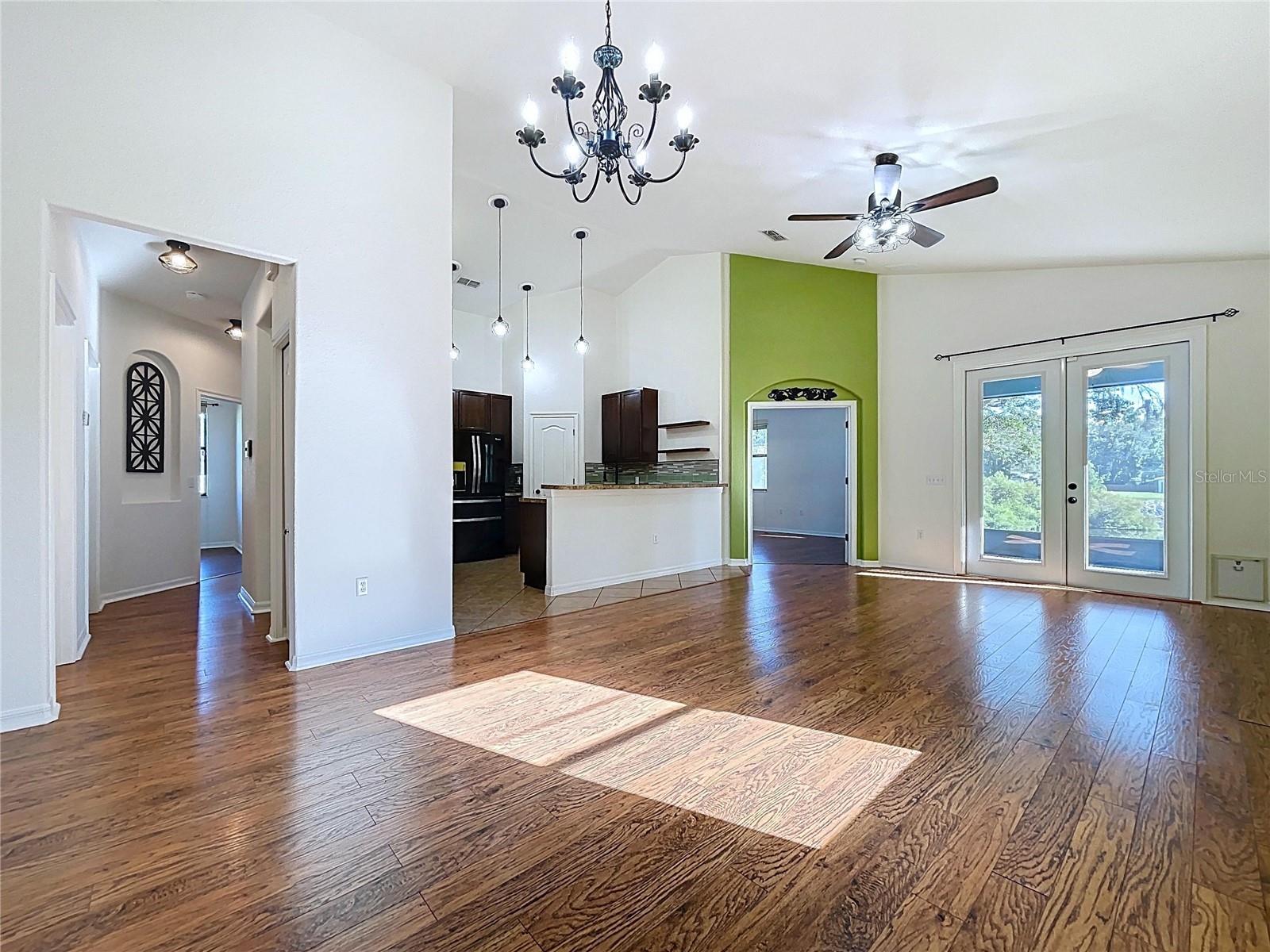 Image 7 of 41 For 4285 Meadowood Drive