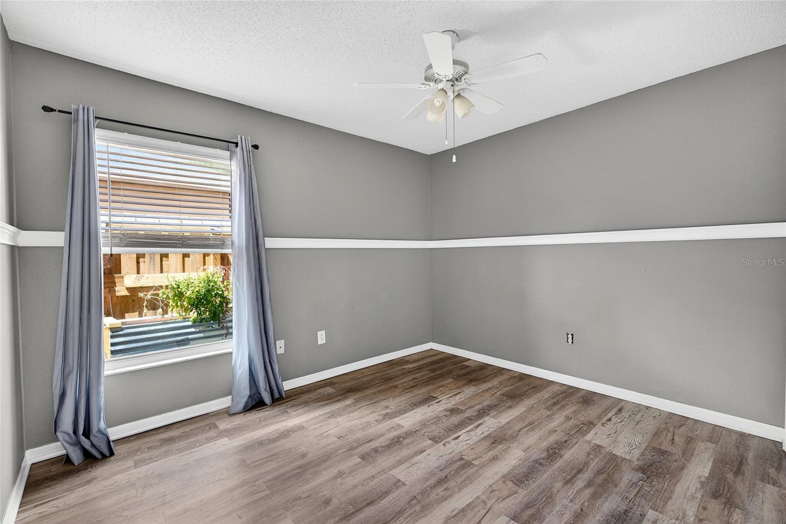 Image 16 of 28 For 6628 Summer Haven Drive