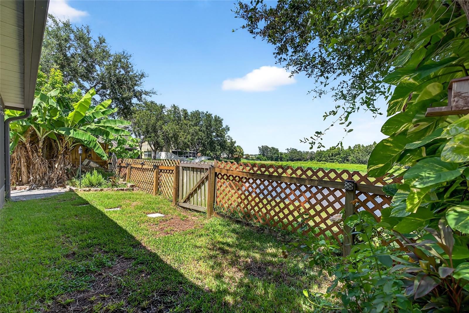 Image 21 of 28 For 6628 Summer Haven Drive