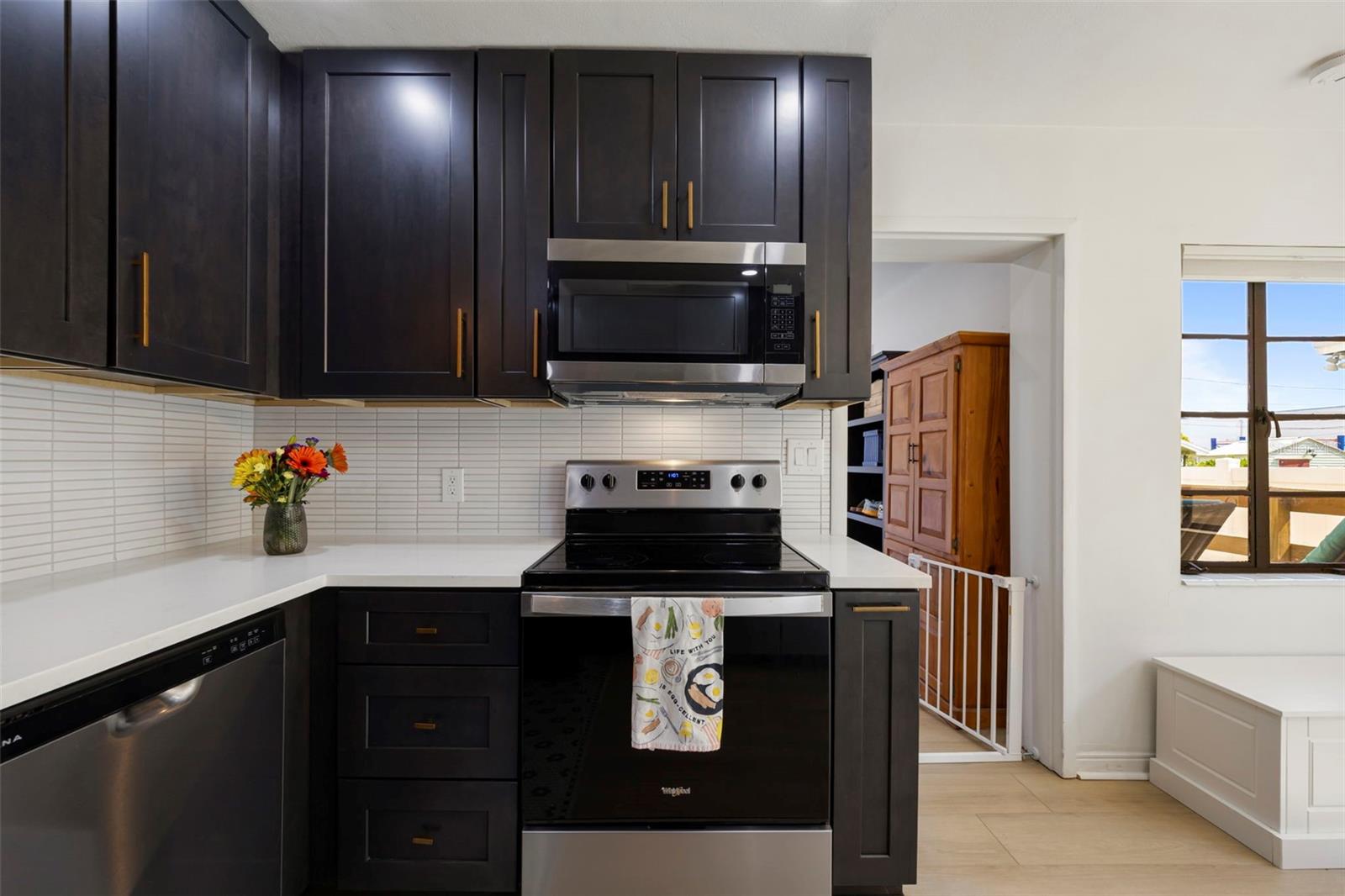 Image 14 of 56 For 2351 4th Avenue S