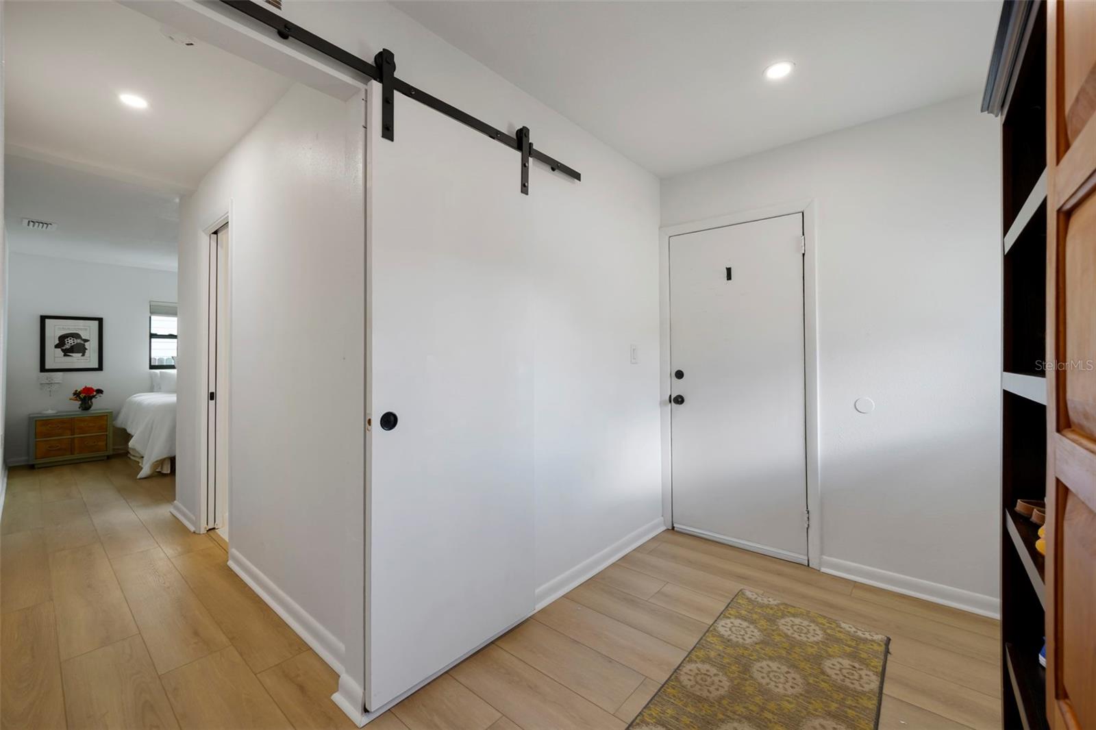 Image 15 of 56 For 2351 4th Avenue S