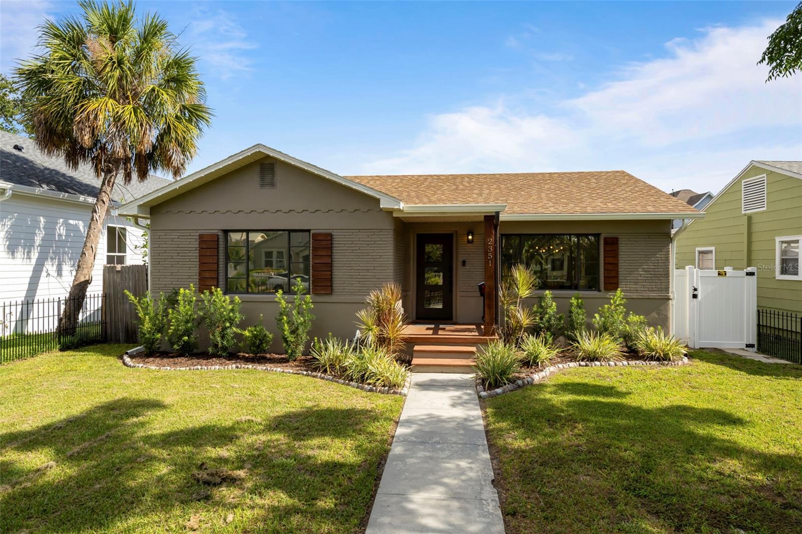 Image 2 of 56 For 2351 4th Avenue S