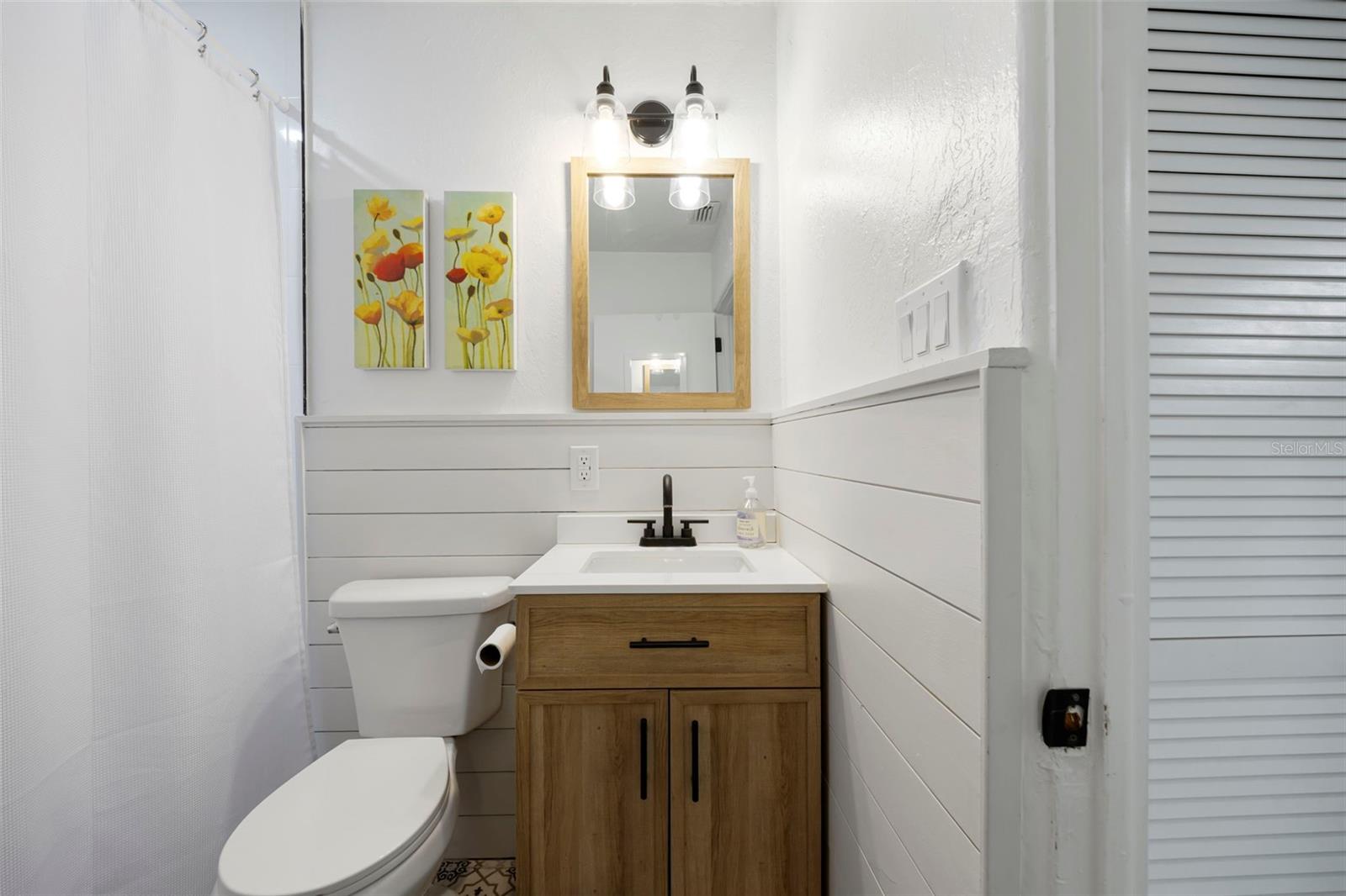 Image 22 of 56 For 2351 4th Avenue S
