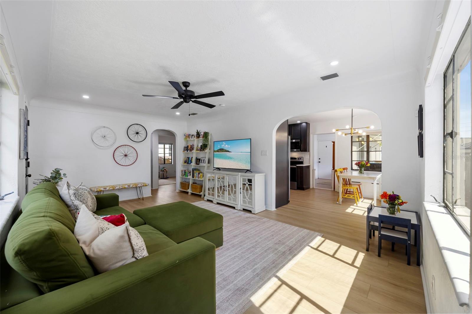 Image 8 of 56 For 2351 4th Avenue S