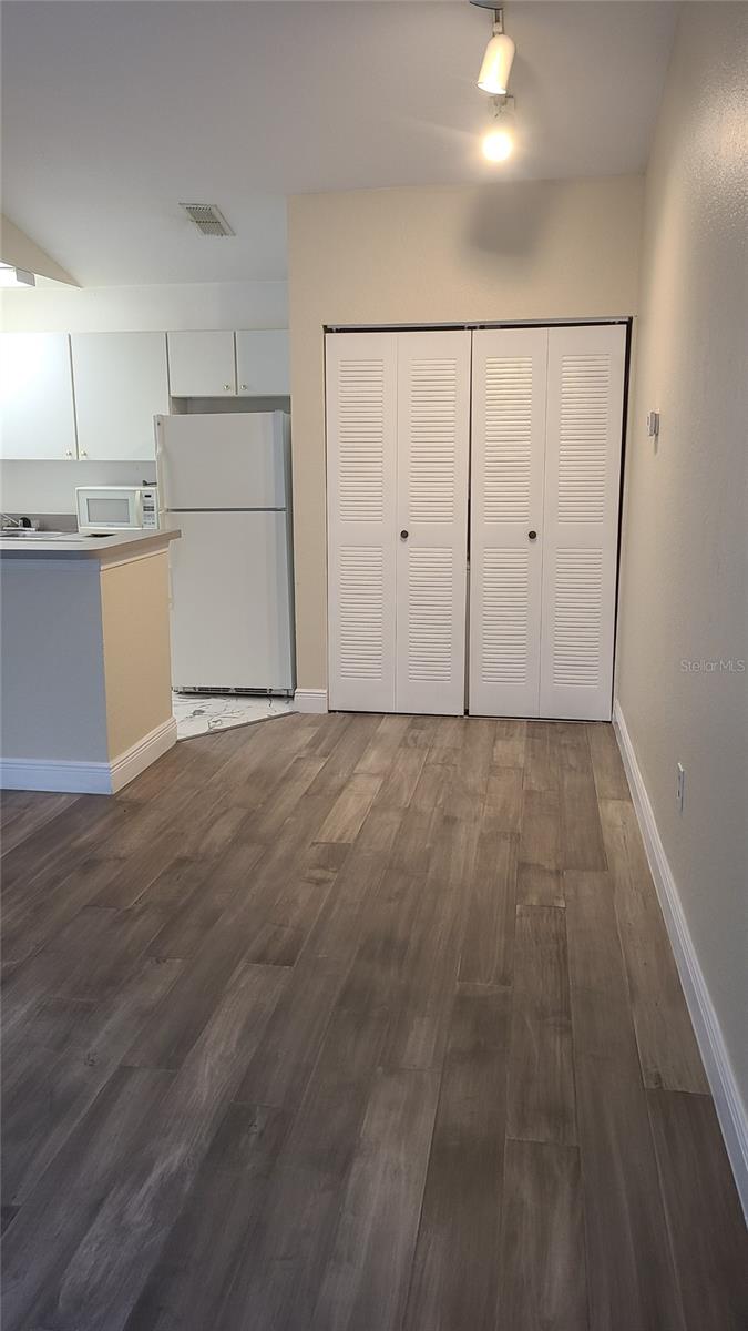 Image 2 of 16 For 10422 White Lake Court 10422