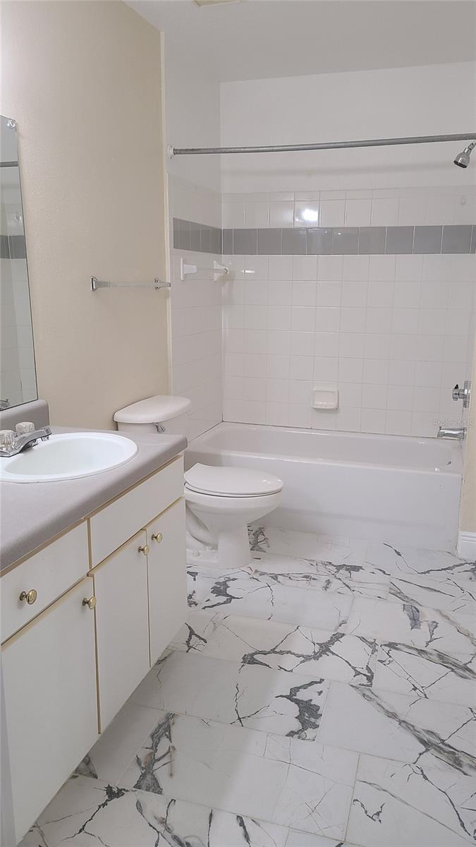 Image 8 of 16 For 10422 White Lake Court 10422