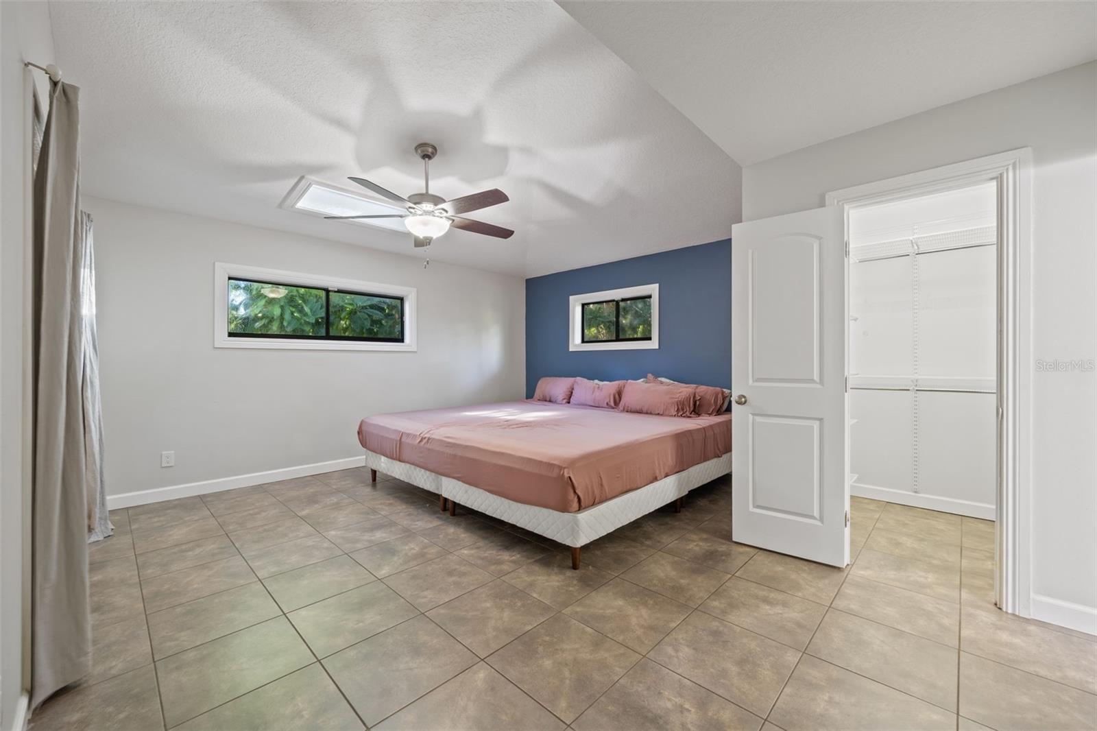 Image 30 of 54 For 5803 Myrtle Lane