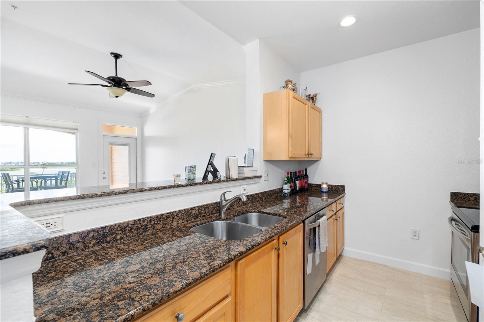 Image 11 of 27 For 5000 Culbreath Key Way 9316