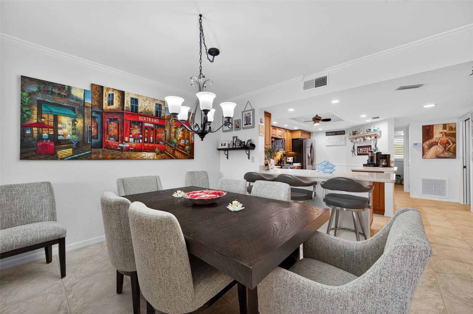 Image 15 of 51 For 9200 Park Boulevard 205