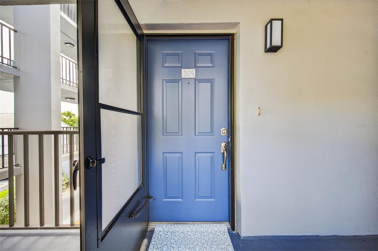Image 5 of 51 For 9200 Park Boulevard 205