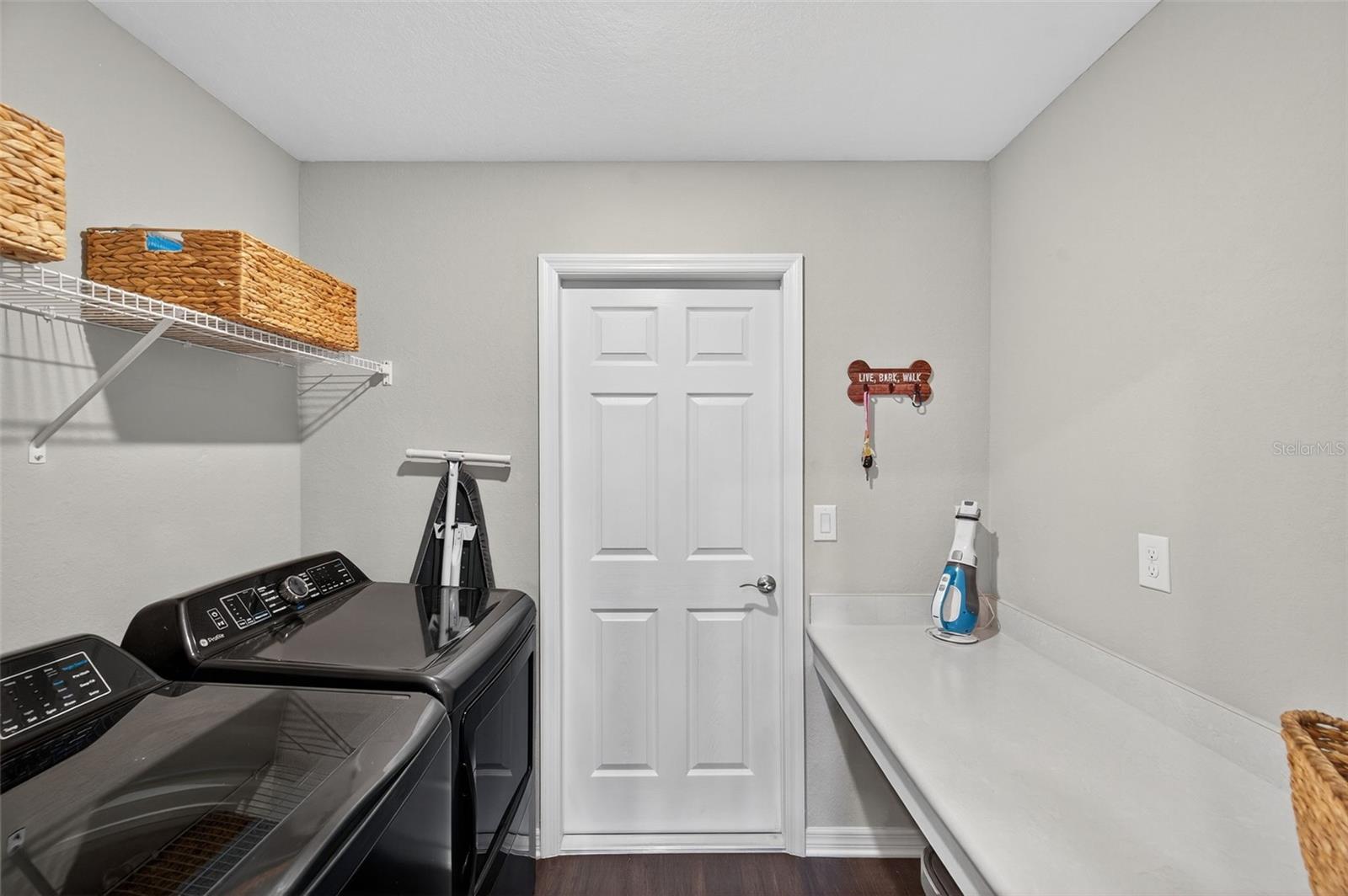 Image 15 of 55 For 12350 Terrace Bluff Street