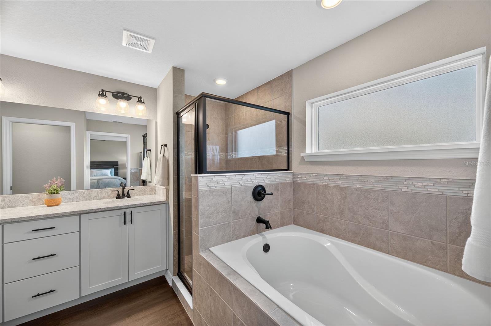 Image 21 of 55 For 12350 Terrace Bluff Street