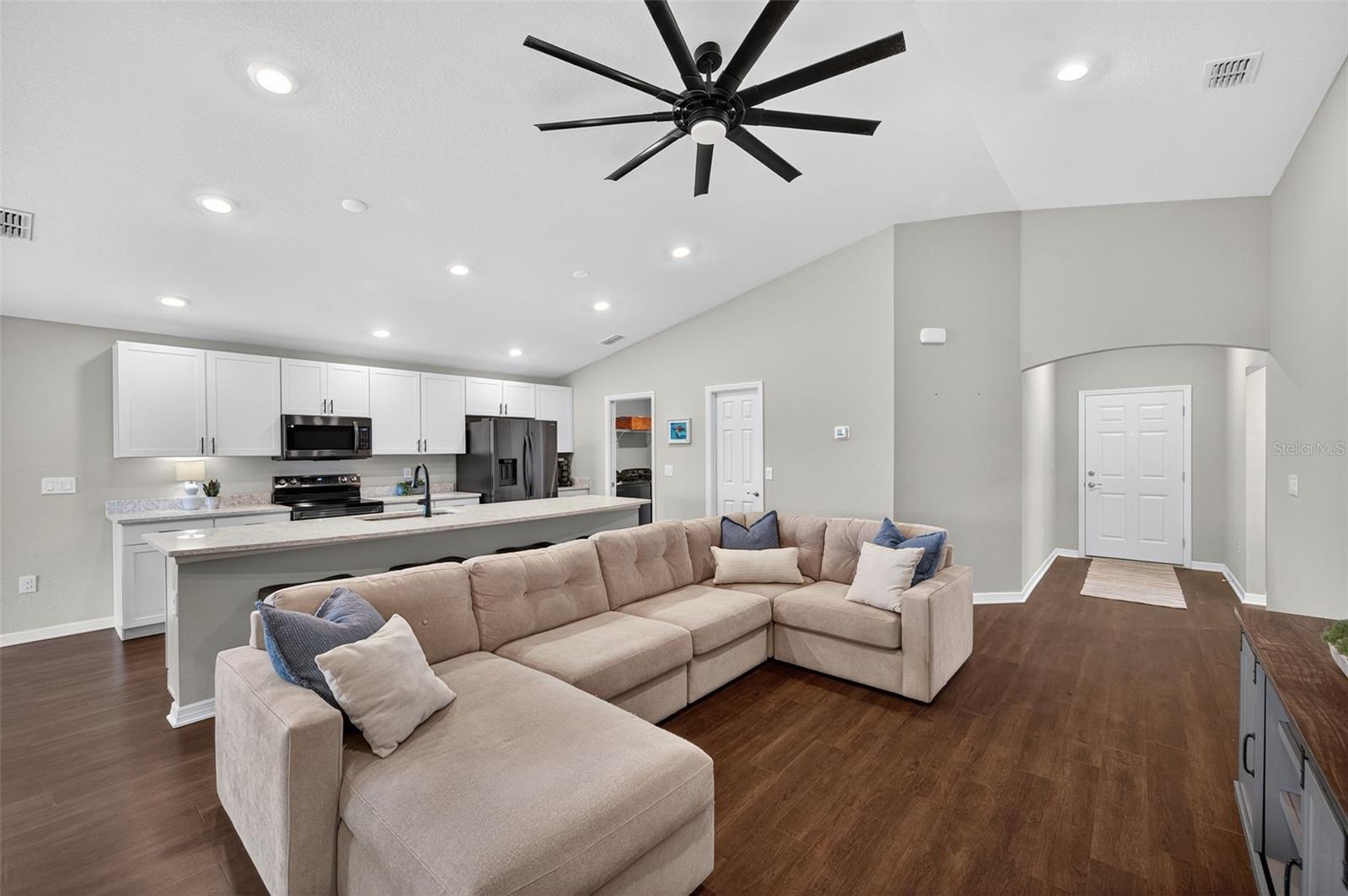 Image 4 of 55 For 12350 Terrace Bluff Street