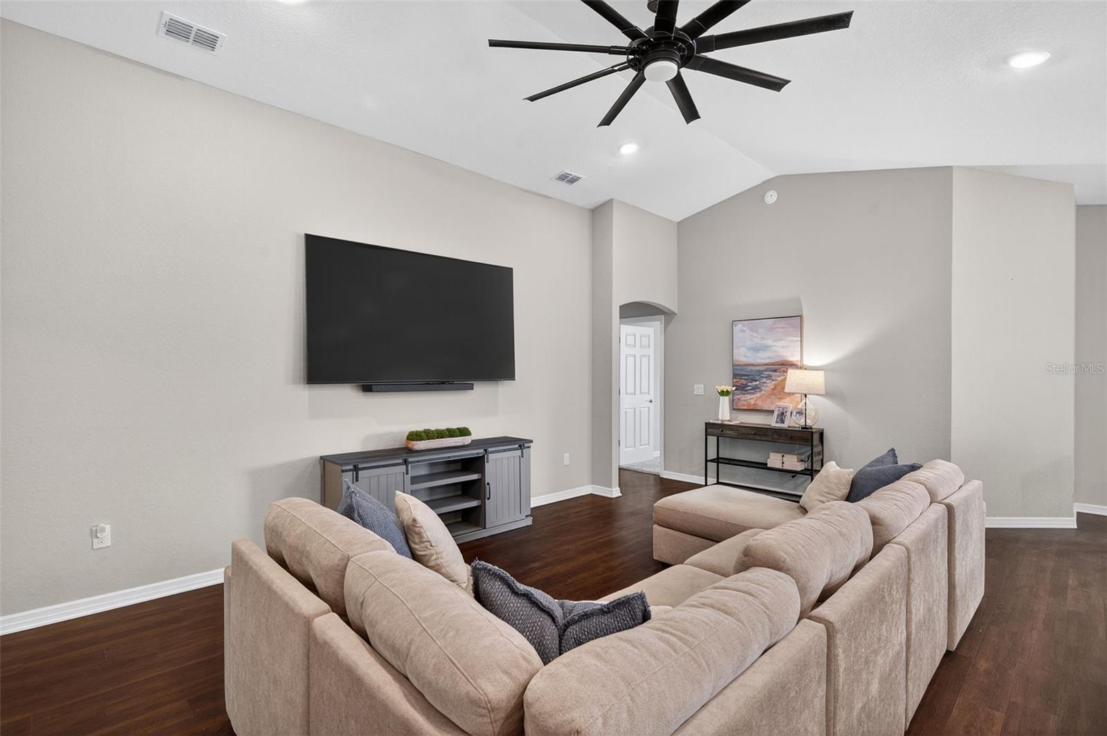 Image 6 of 55 For 12350 Terrace Bluff Street