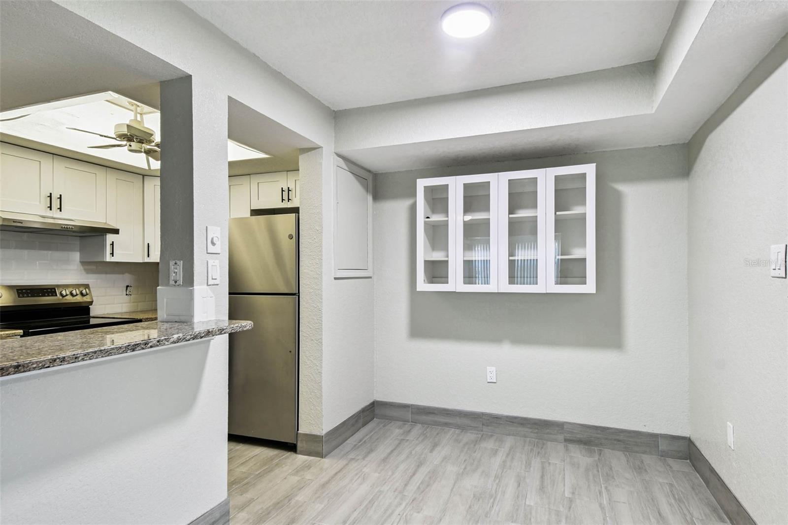 Image 10 of 82 For 4726 Marine Parkway 103