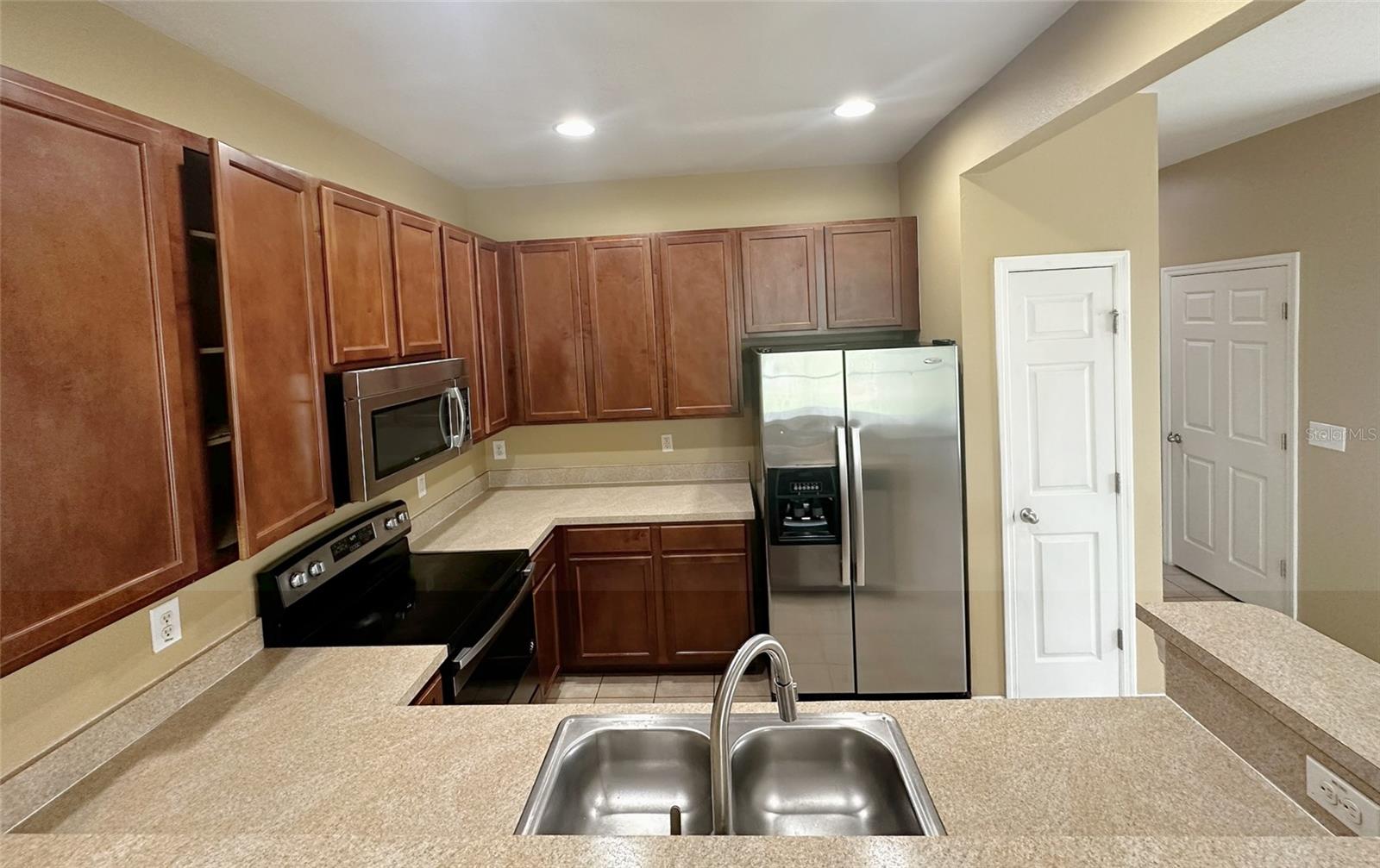 Image 6 of 29 For 4638 69th Place N