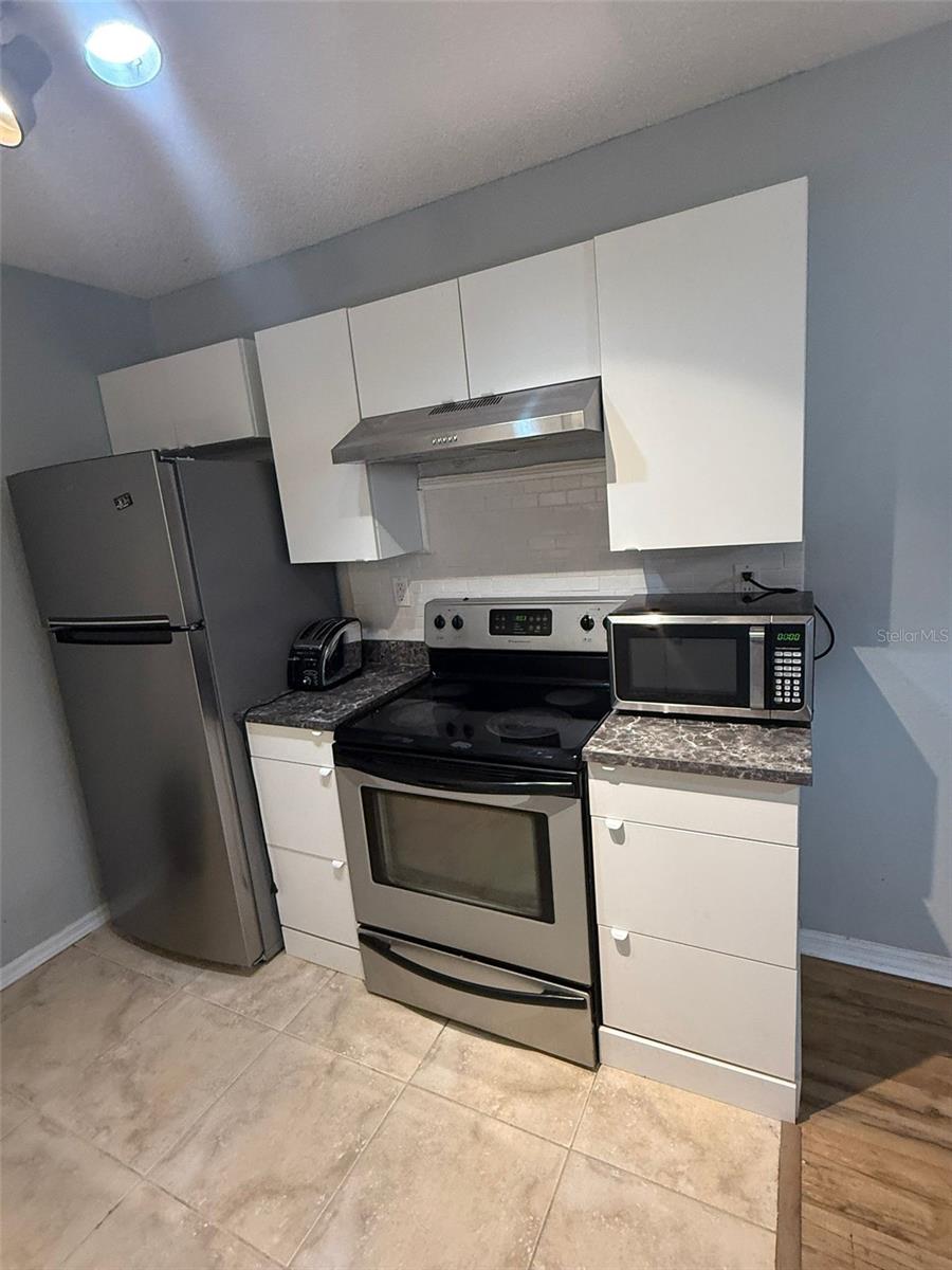 Image 9 of 14 For 10265 Gandy Boulevard N 1307