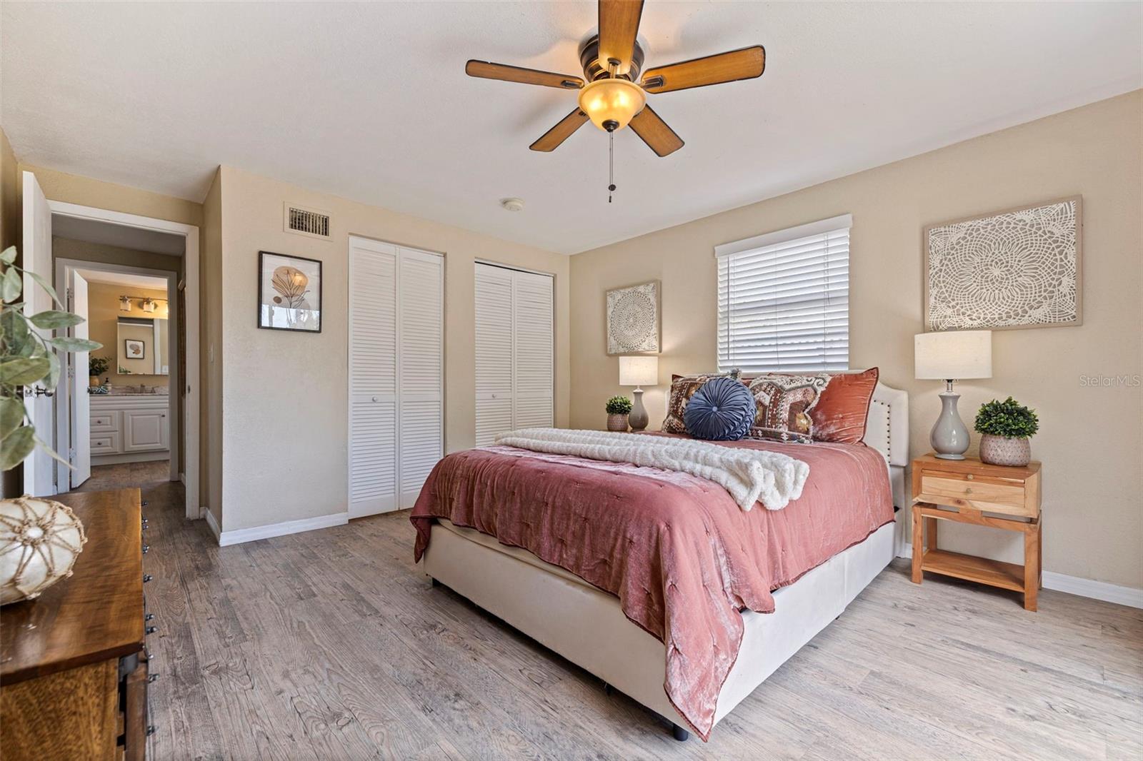 Image 13 of 38 For 9297 84th Street
