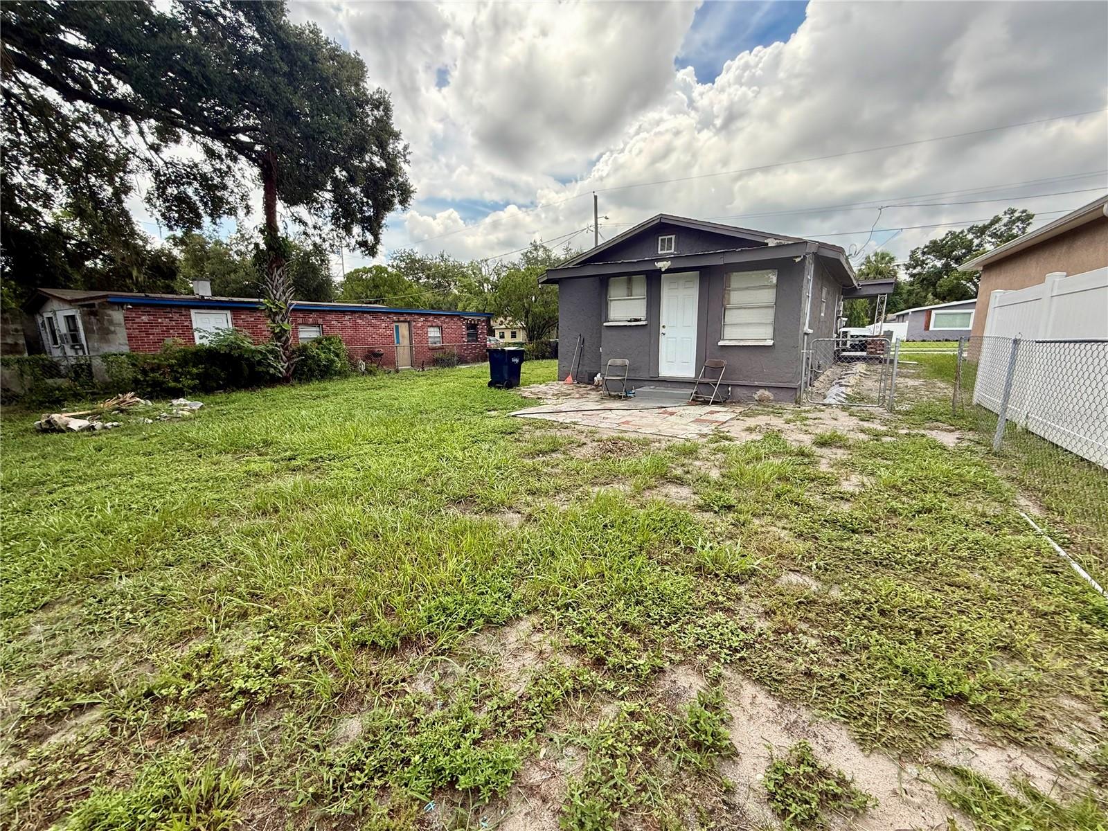 Image 15 of 17 For 3612 Henry Avenue