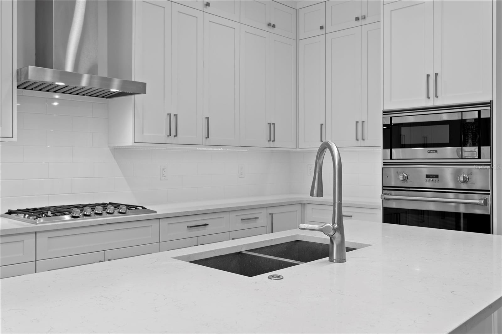 Image 23 of 55 For 90 Columbia Drive 5